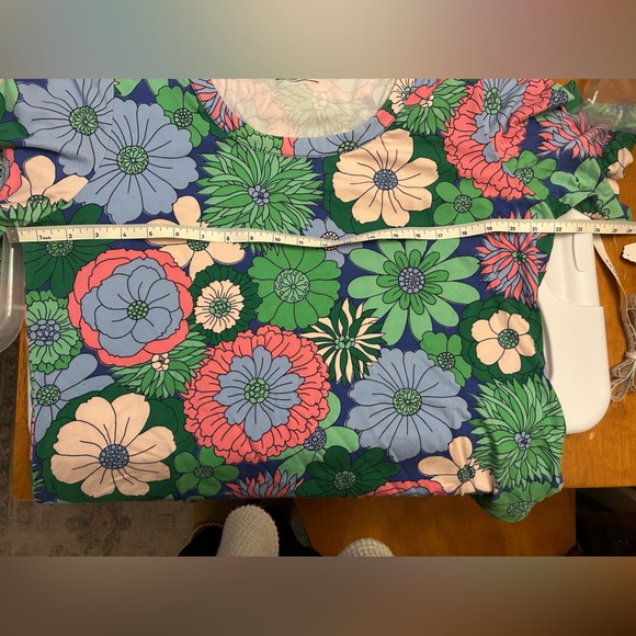 The Talbots T crewneck short sleeve XL Flower print - Picture 6 of 8